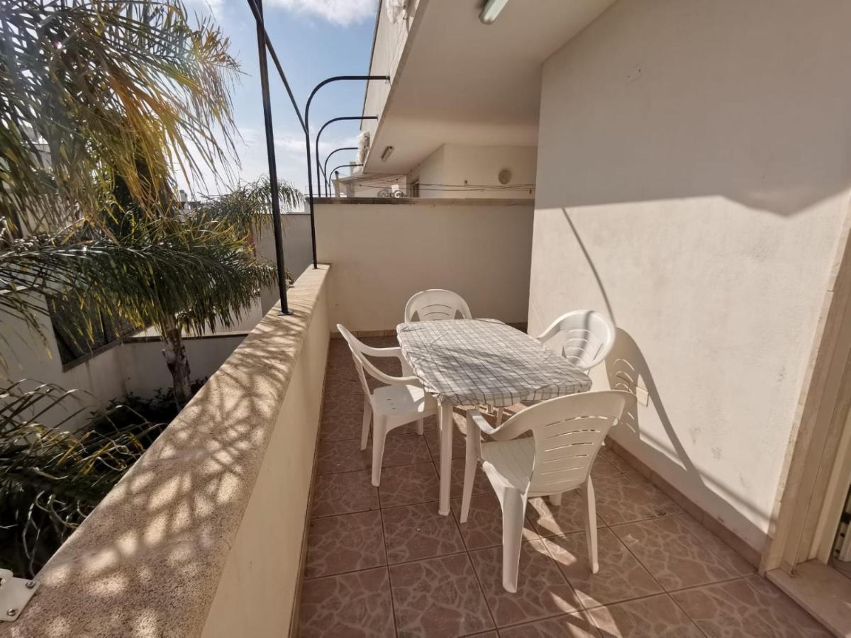 Appartamento Ghirigoro 1 Torre San Giovanni Ugento Luaran gambar