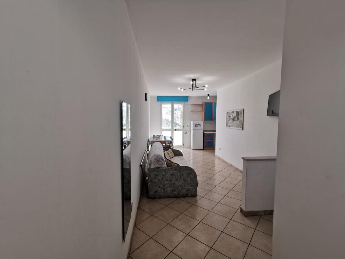 Appartamento Ghirigoro 1 Torre San Giovanni Ugento Luaran gambar